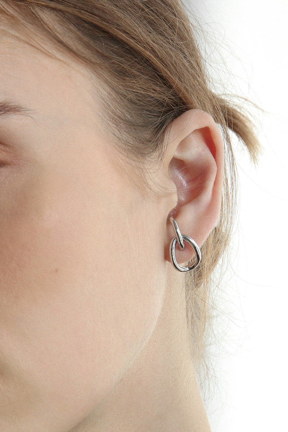 circle chain point earring E034