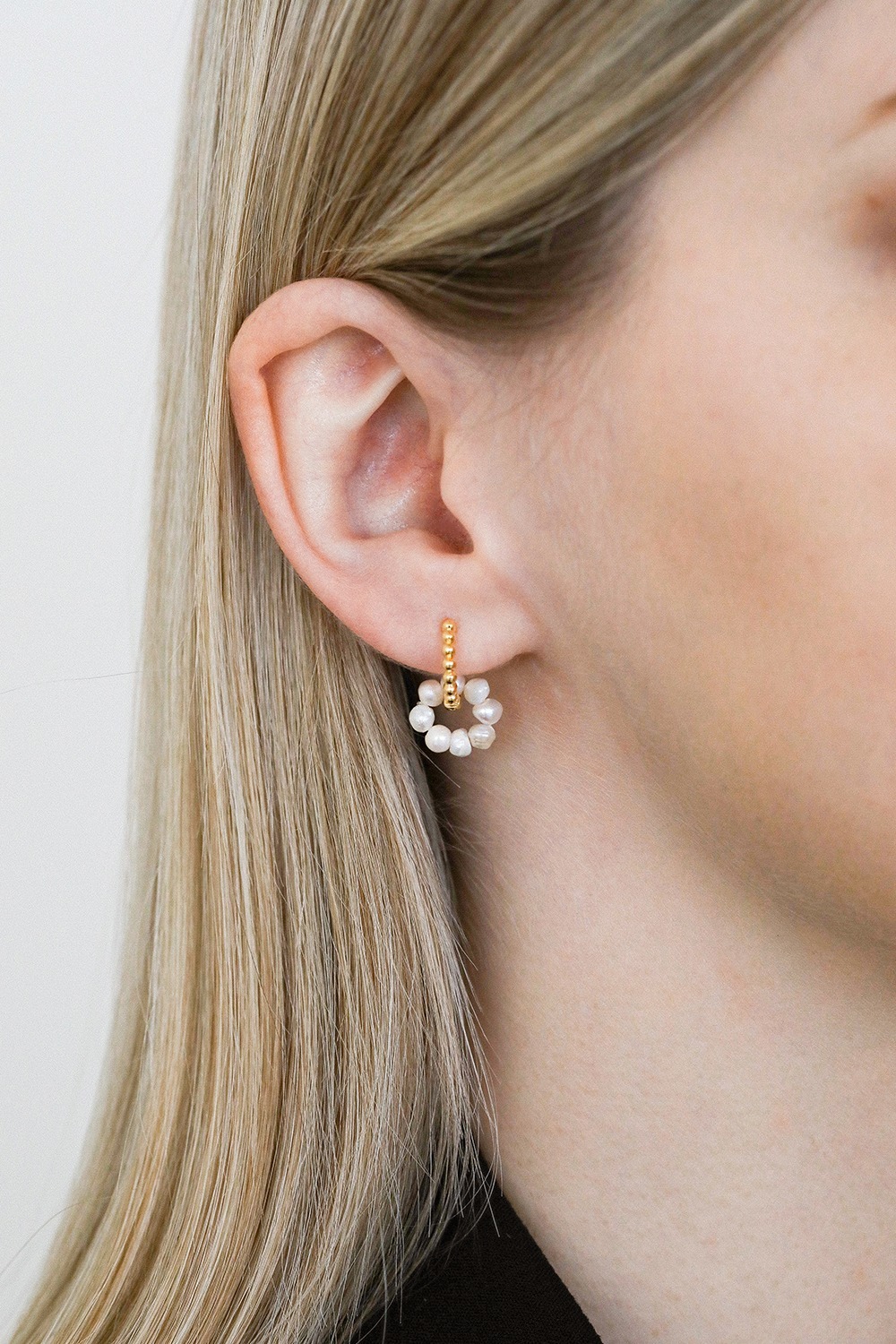 [오마이걸 승희,자숙,클라씨 박보은]pearl flower hook earring E050